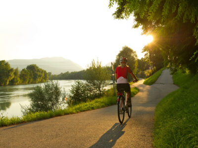 00000068085_Am-Drauradweg-nach-Villach-radeln_Kaernten-Werbung_Franz-Gerdl