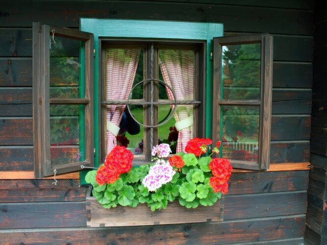 Landgasthof TELL - Almhütte Fenster